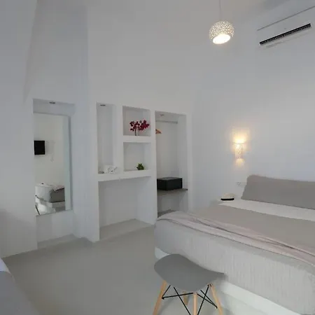 Apartment Unique Rooms- Center