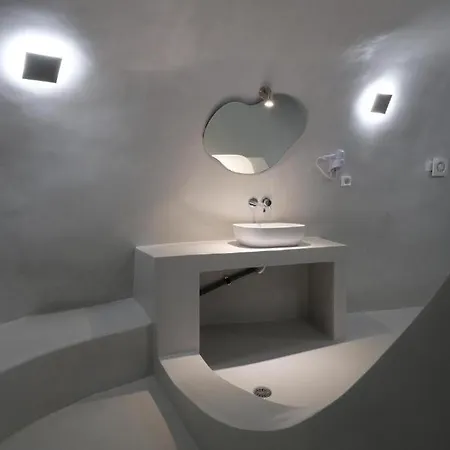Unique Rooms- Center Fira (Santorini)